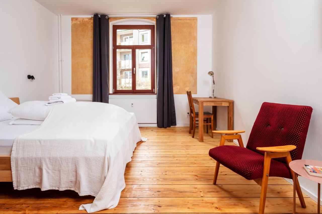 Kuenstlerzimmer Im Kulturhaus Haeselburg Гера Екстер'єр фото