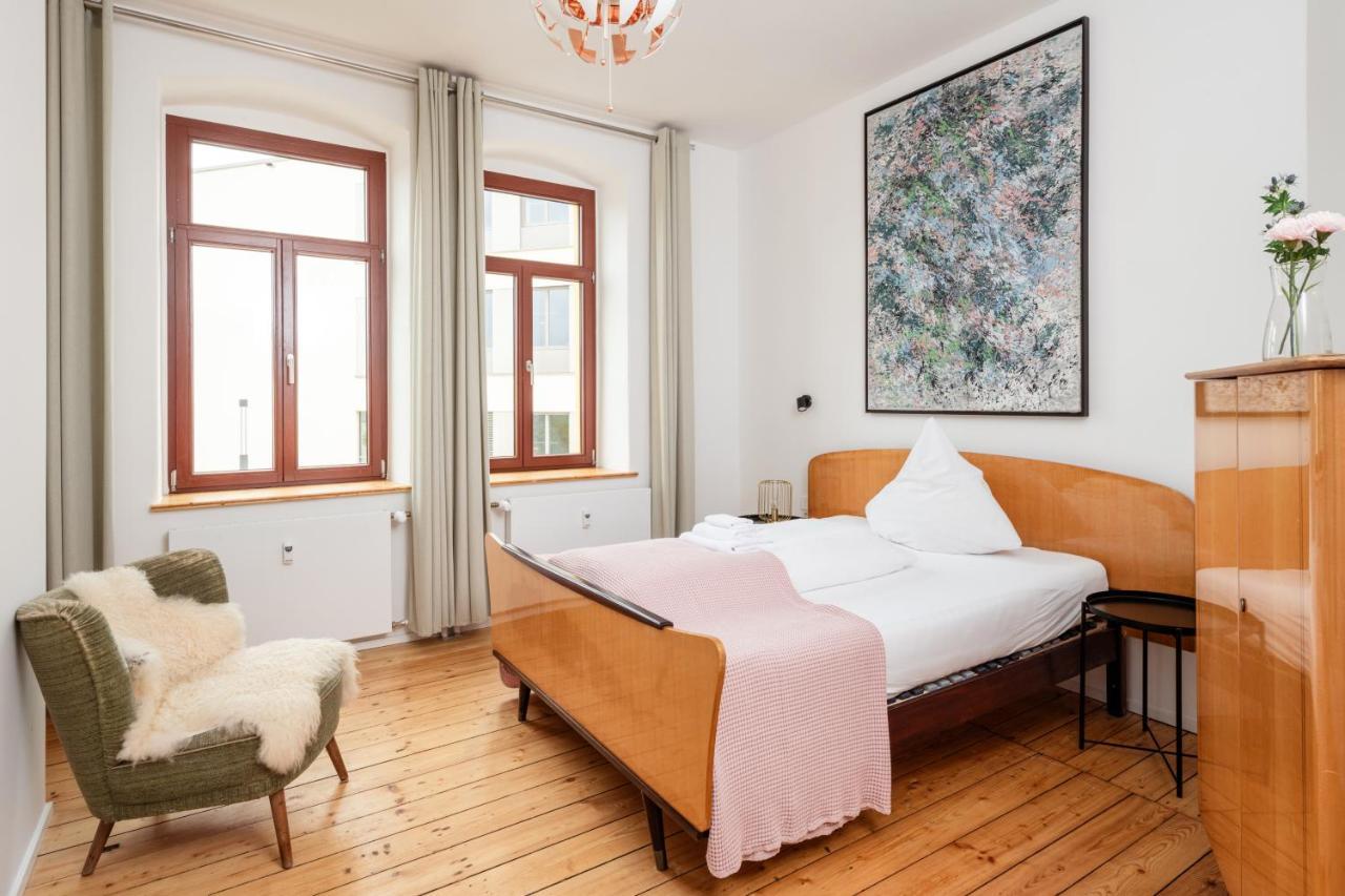 Kuenstlerzimmer Im Kulturhaus Haeselburg Гера Екстер'єр фото