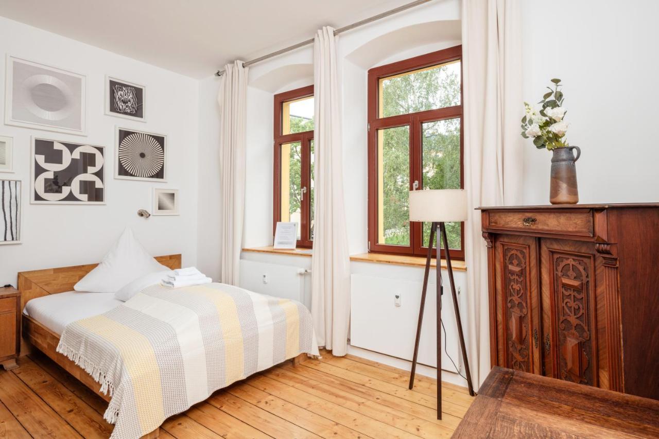 Kuenstlerzimmer Im Kulturhaus Haeselburg Гера Екстер'єр фото