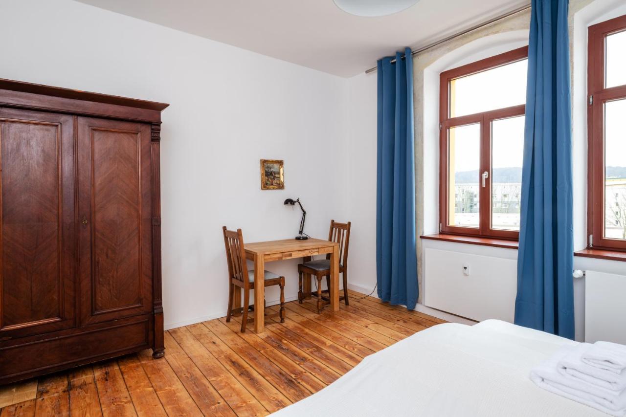Kuenstlerzimmer Im Kulturhaus Haeselburg Гера Екстер'єр фото