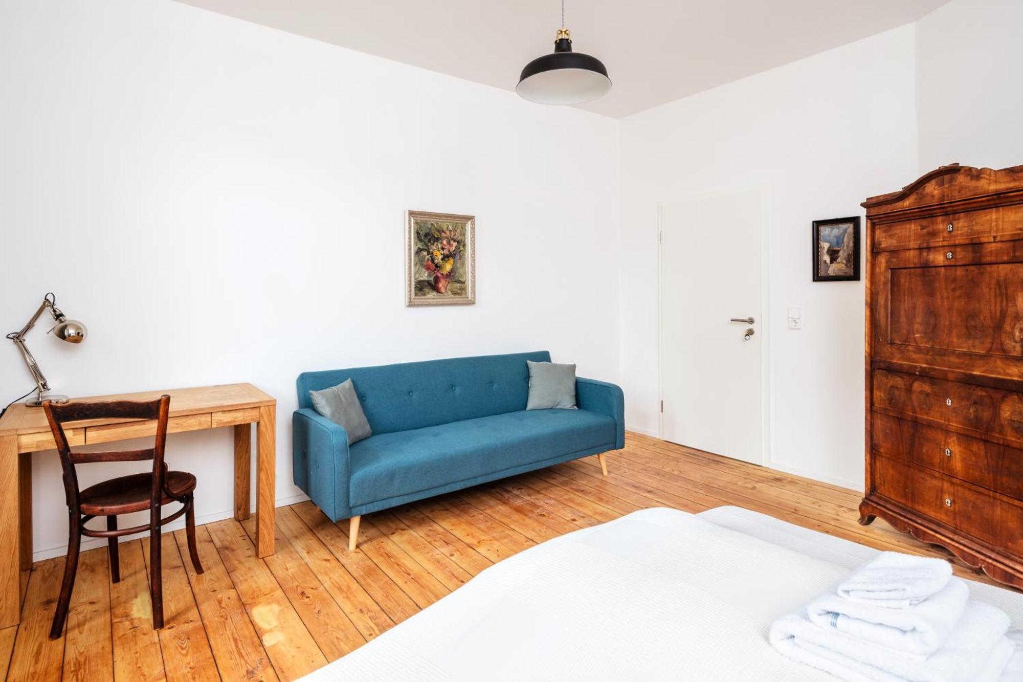 Kuenstlerzimmer Im Kulturhaus Haeselburg Гера Екстер'єр фото